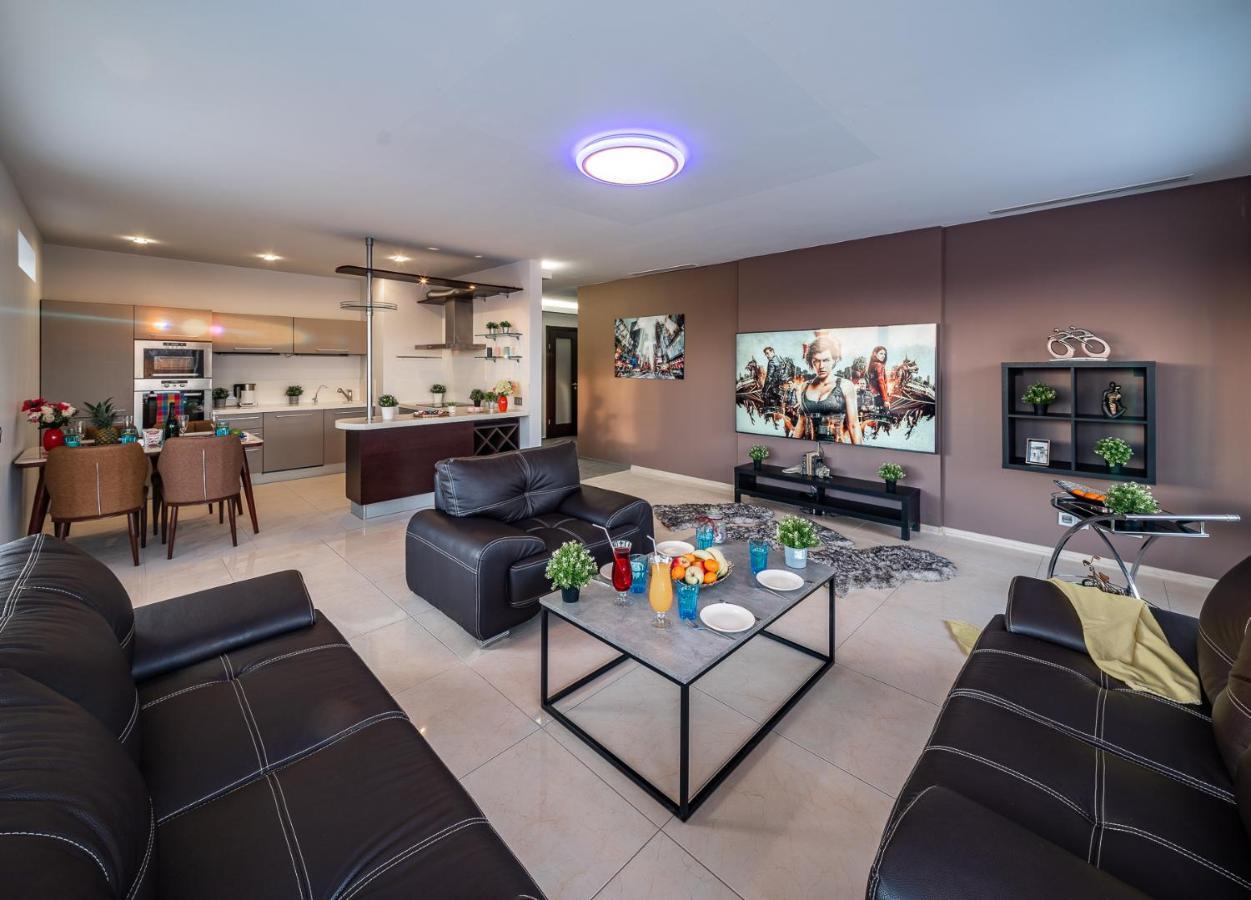 Skyhouse Riga Lux Penthouse & Spa מראה חיצוני תמונה